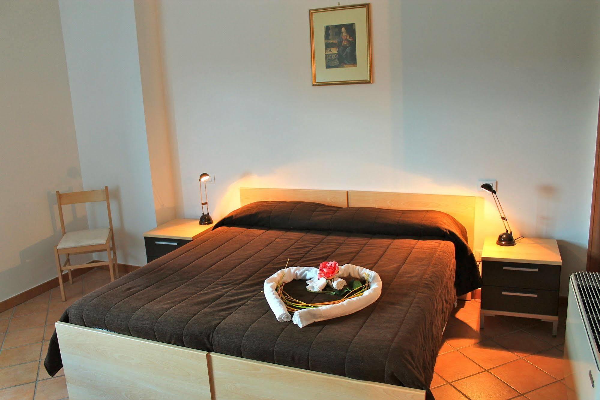 Residence Sol Levante フラスカティ エクステリア 写真